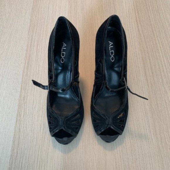 ALDO Black Suede Peep-toe - Picture 2 of 5